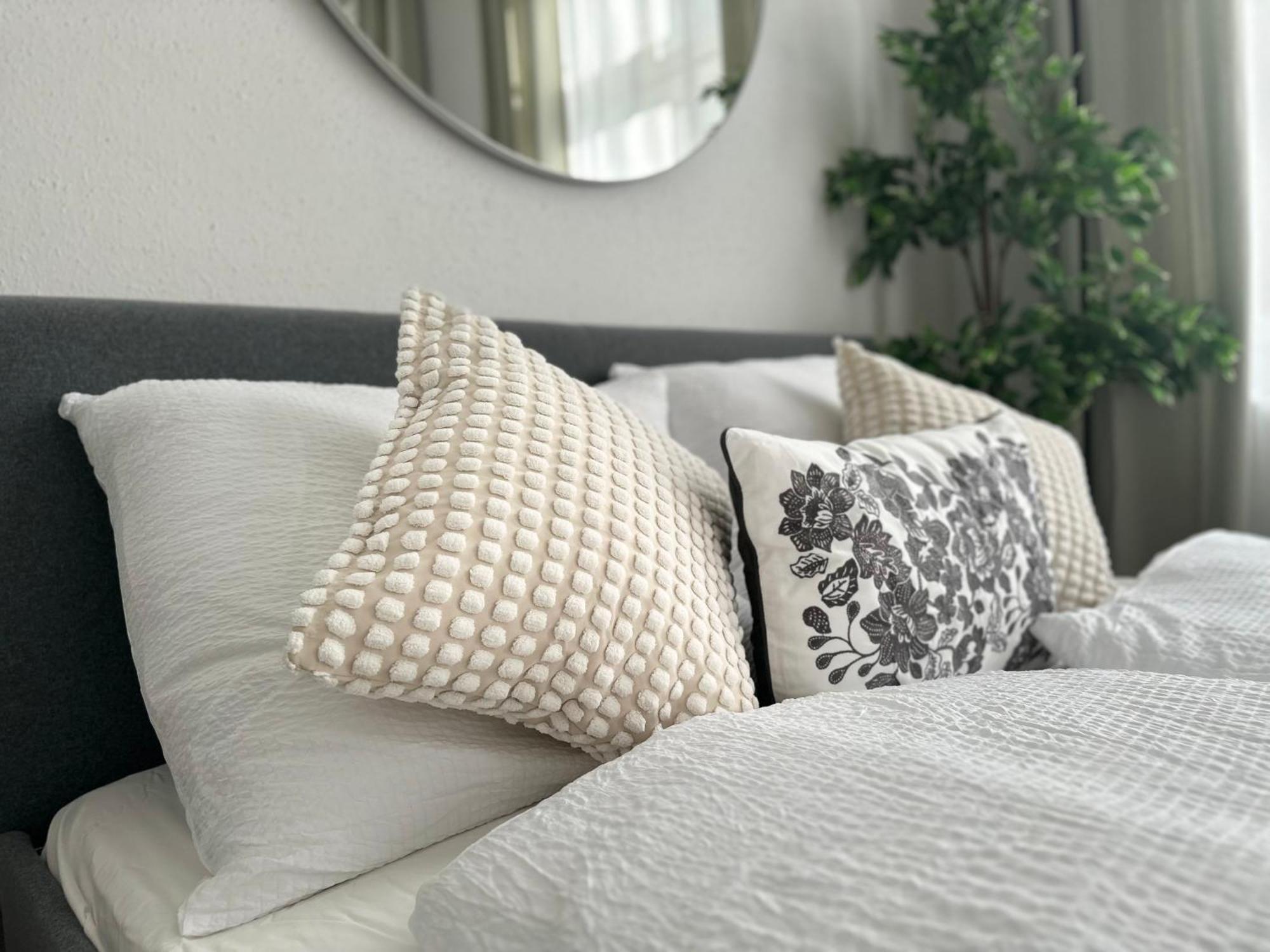 וינה Spacious Apartment, 3 Min To U1 Reumannplatz מראה חיצוני תמונה