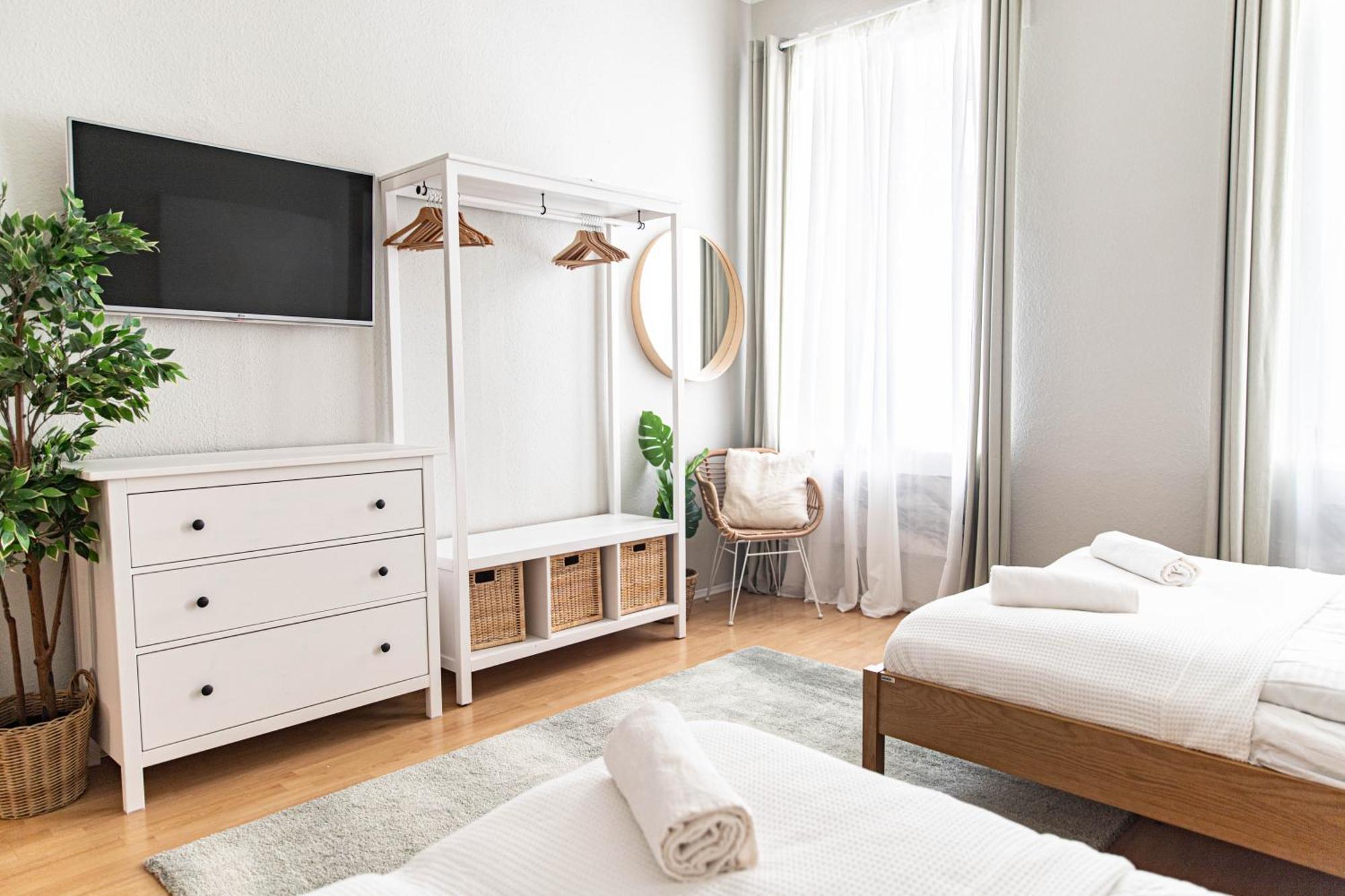 וינה Spacious Apartment, 3 Min To U1 Reumannplatz מראה חיצוני תמונה