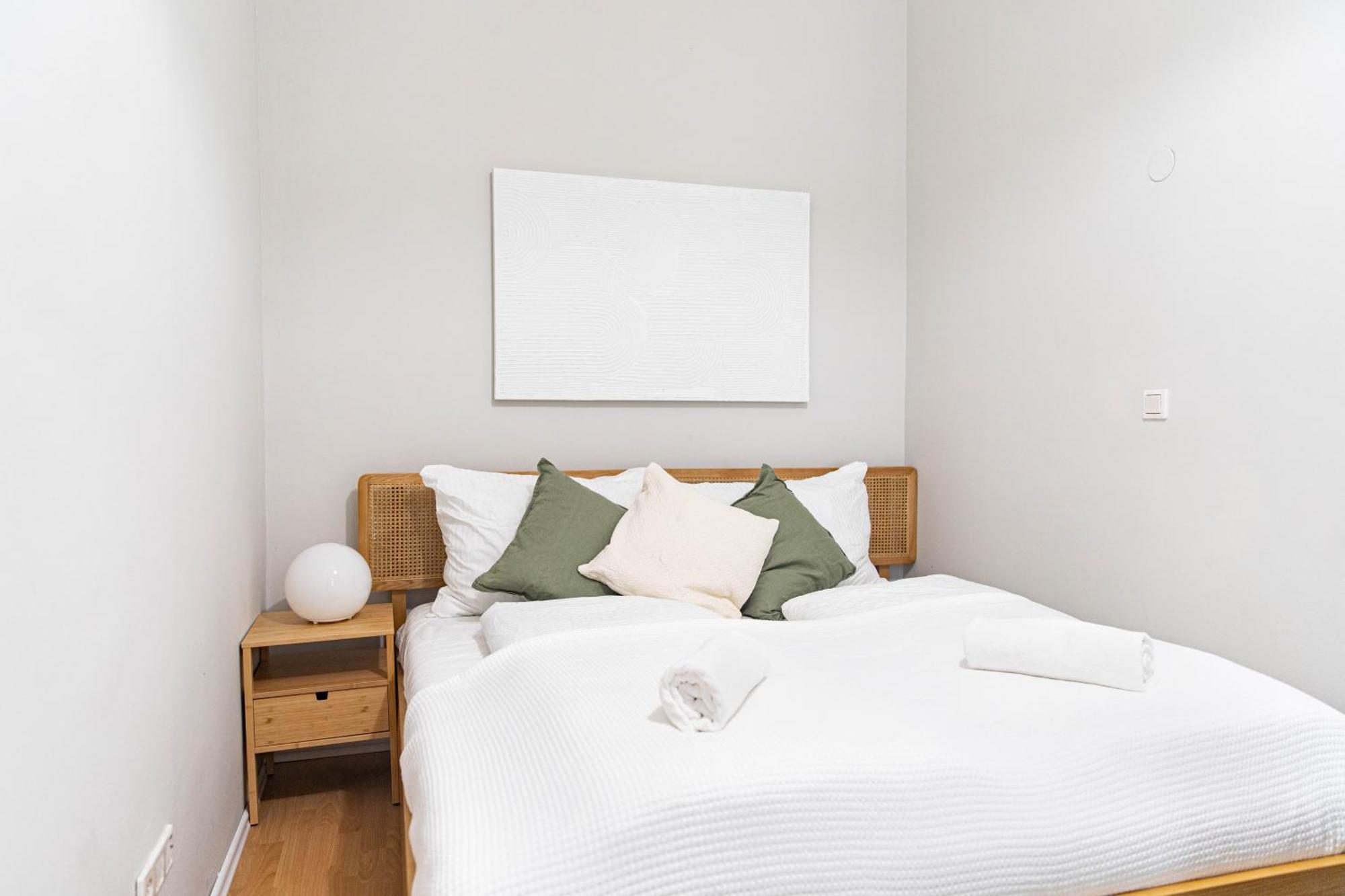 וינה Spacious Apartment, 3 Min To U1 Reumannplatz מראה חיצוני תמונה