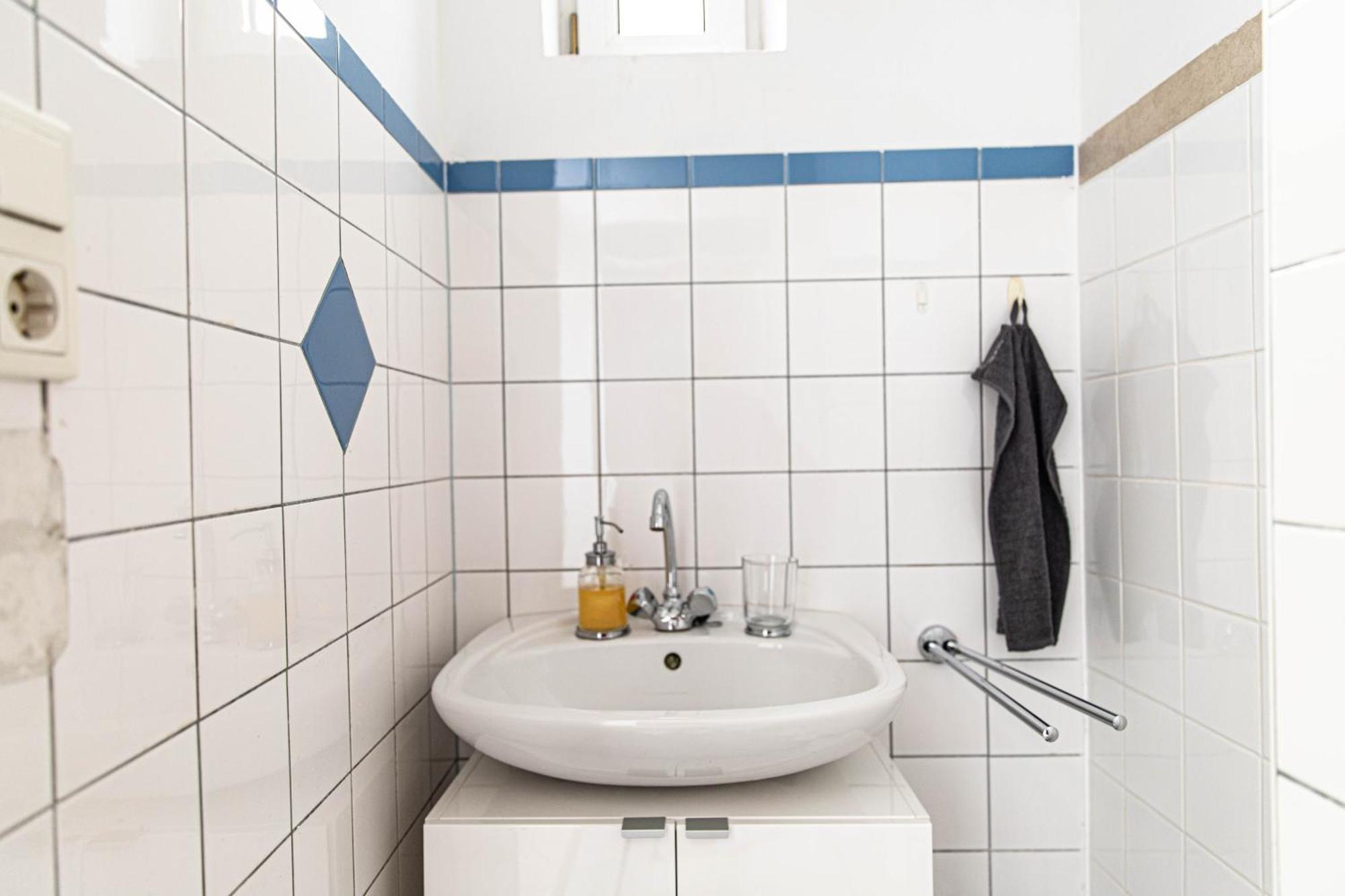 וינה Spacious Apartment, 3 Min To U1 Reumannplatz מראה חיצוני תמונה
