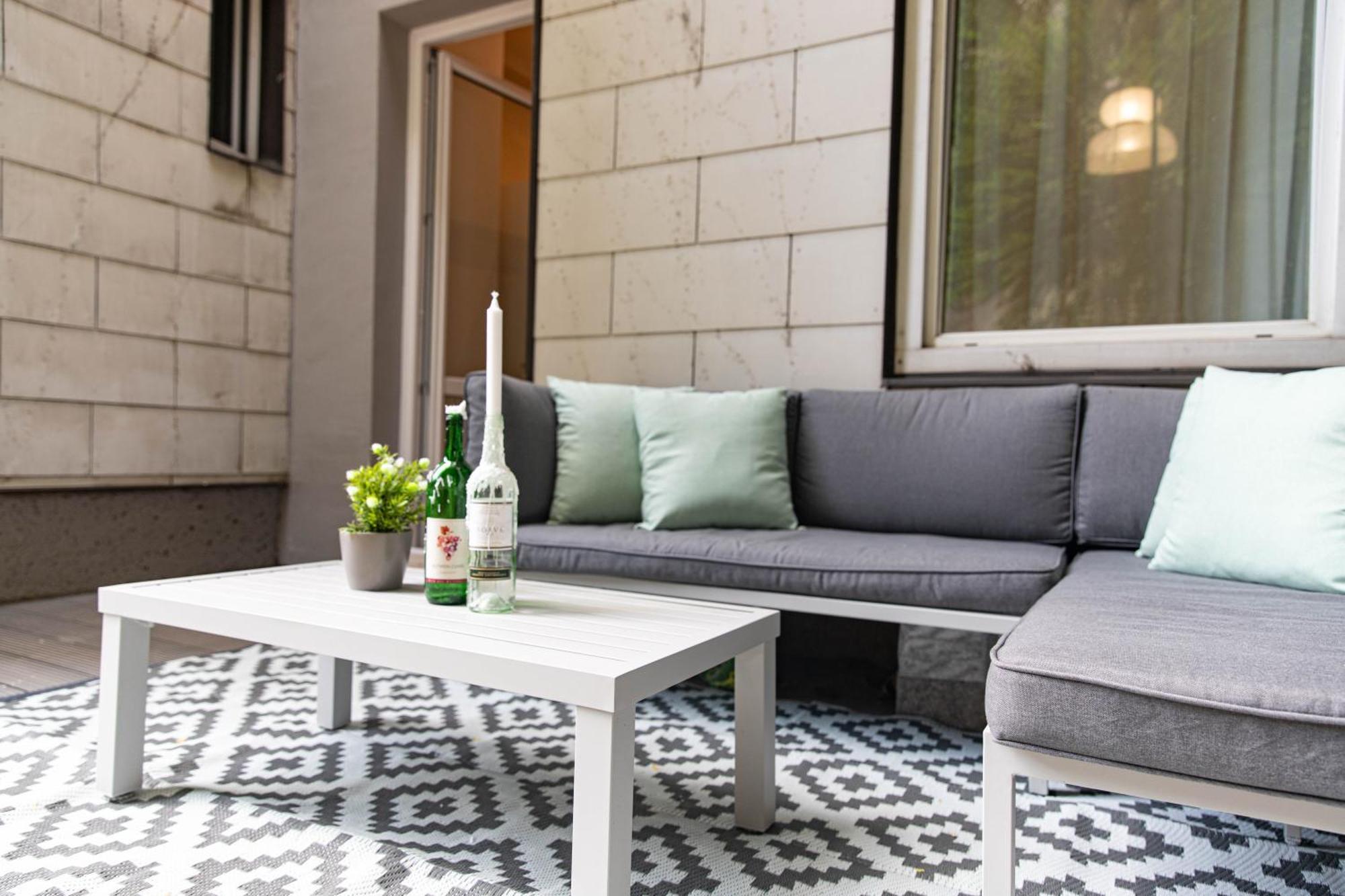 וינה Spacious Apartment, 3 Min To U1 Reumannplatz מראה חיצוני תמונה